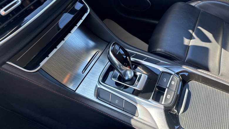 MG Hs 1.5 T-GDI Excite 5dr DCT Petrol Hatchback